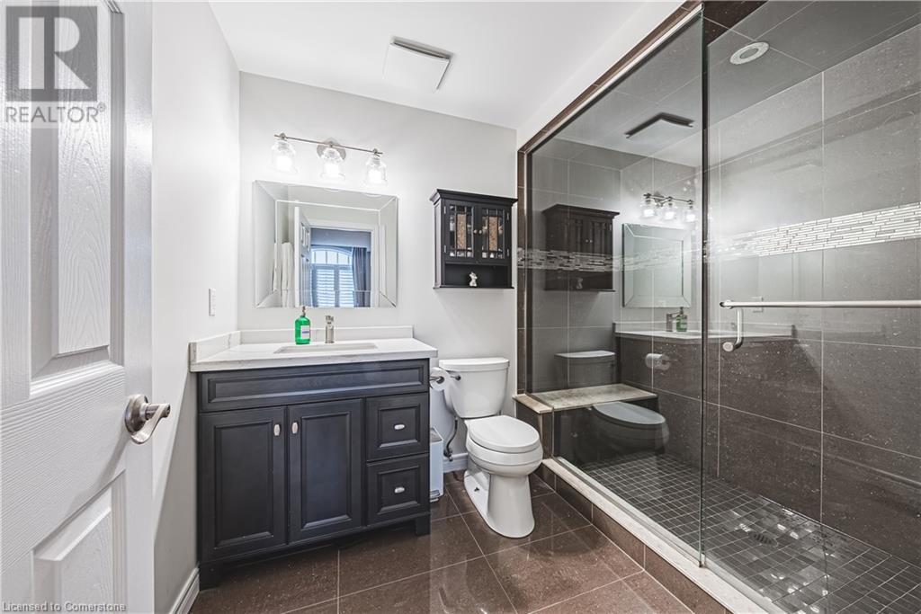 48 Madonna DriveHamilton, Ontario  L9B 0G9 - Photo 25 - 40683972