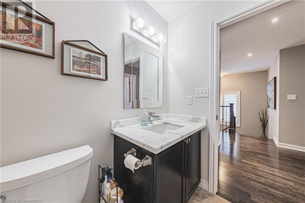 48 Madonna DriveHamilton, Ontario  L9B 0G9 - Photo 19 - 40683972