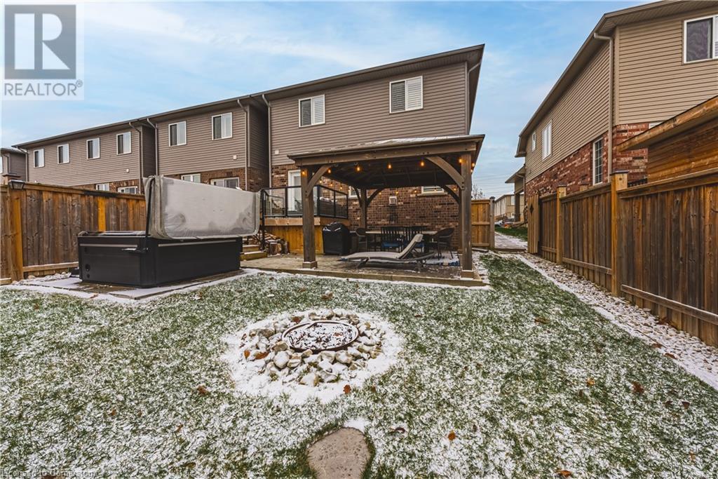 48 Madonna DriveHamilton, Ontario  L9B 0G9 - Photo 35 - 40683972