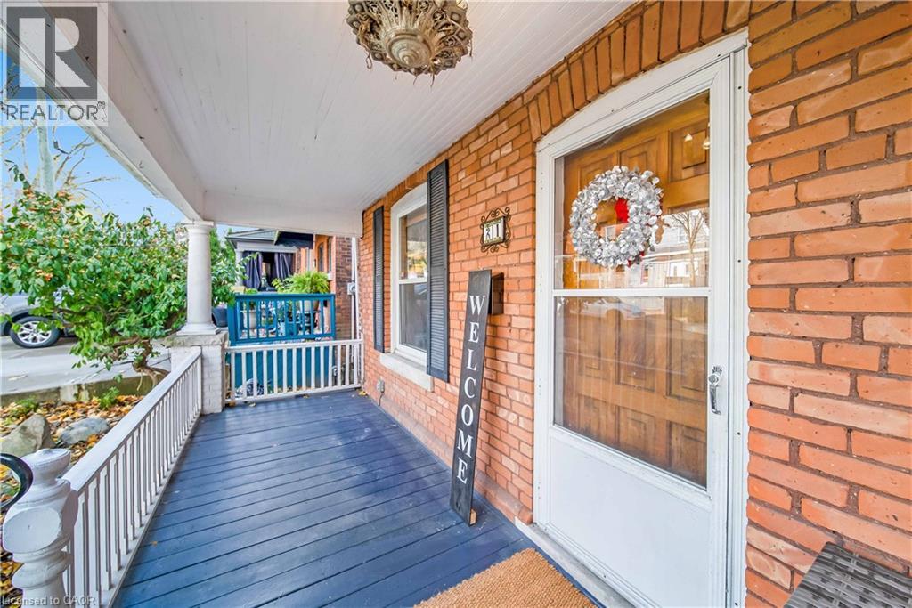 21 Sunset Avenue, Hamilton, Ontario  L8R 1V7 - Photo 3 - 40682835