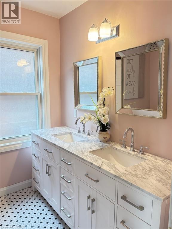 21 Sunset Avenue, Hamilton, Ontario  L8R 1V7 - Photo 17 - 40682835