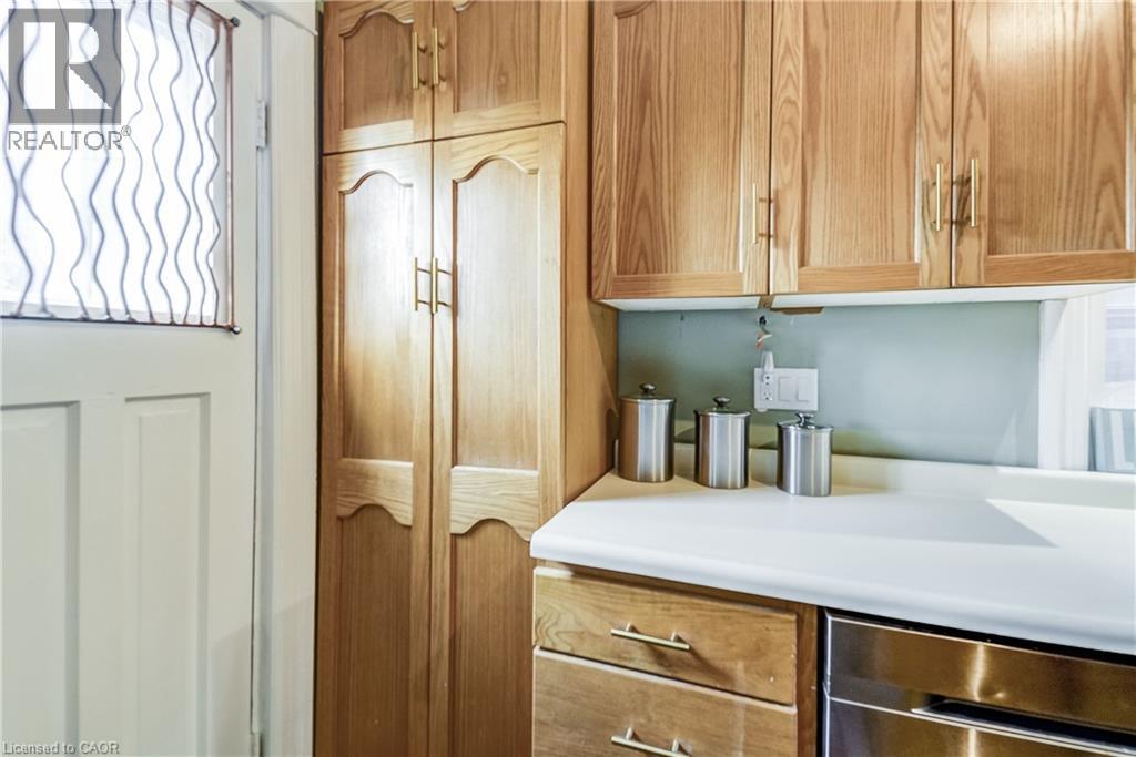 21 Sunset Avenue, Hamilton, Ontario  L8R 1V7 - Photo 15 - 40682835