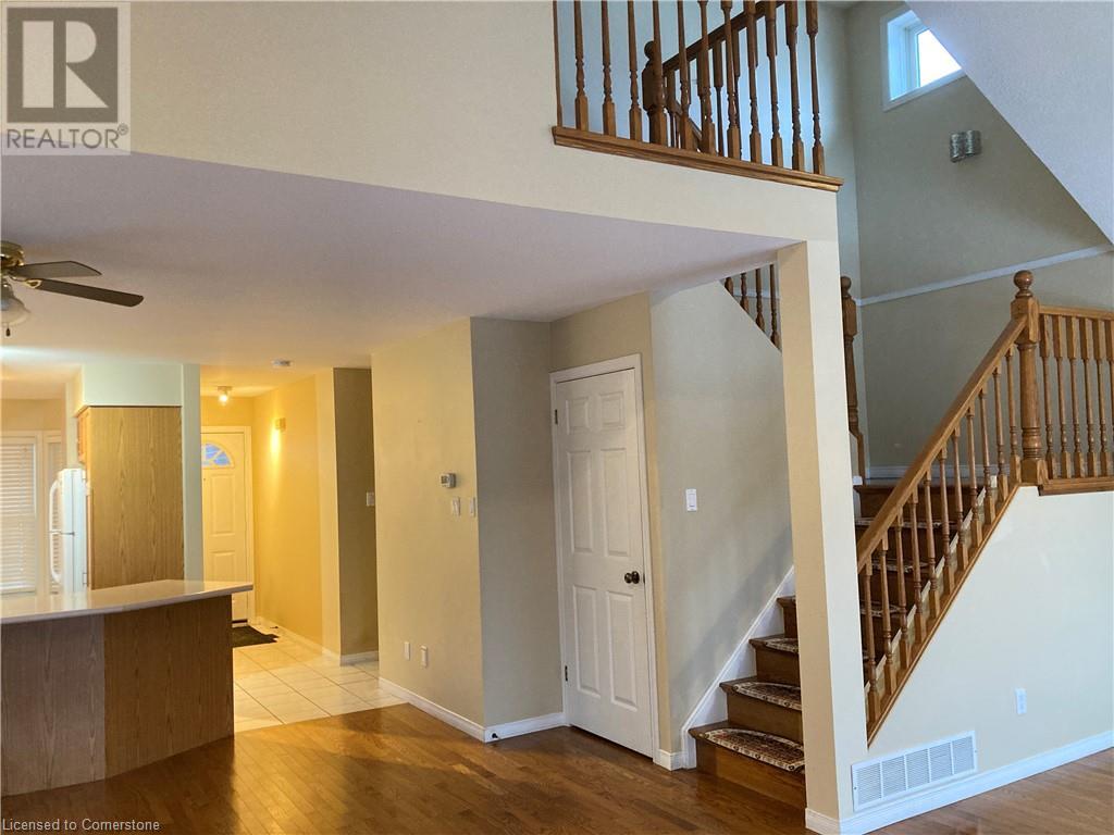 618 Millcroft Place, Waterloo, Ontario  N2T 2M2 - Photo 8 - 40683850