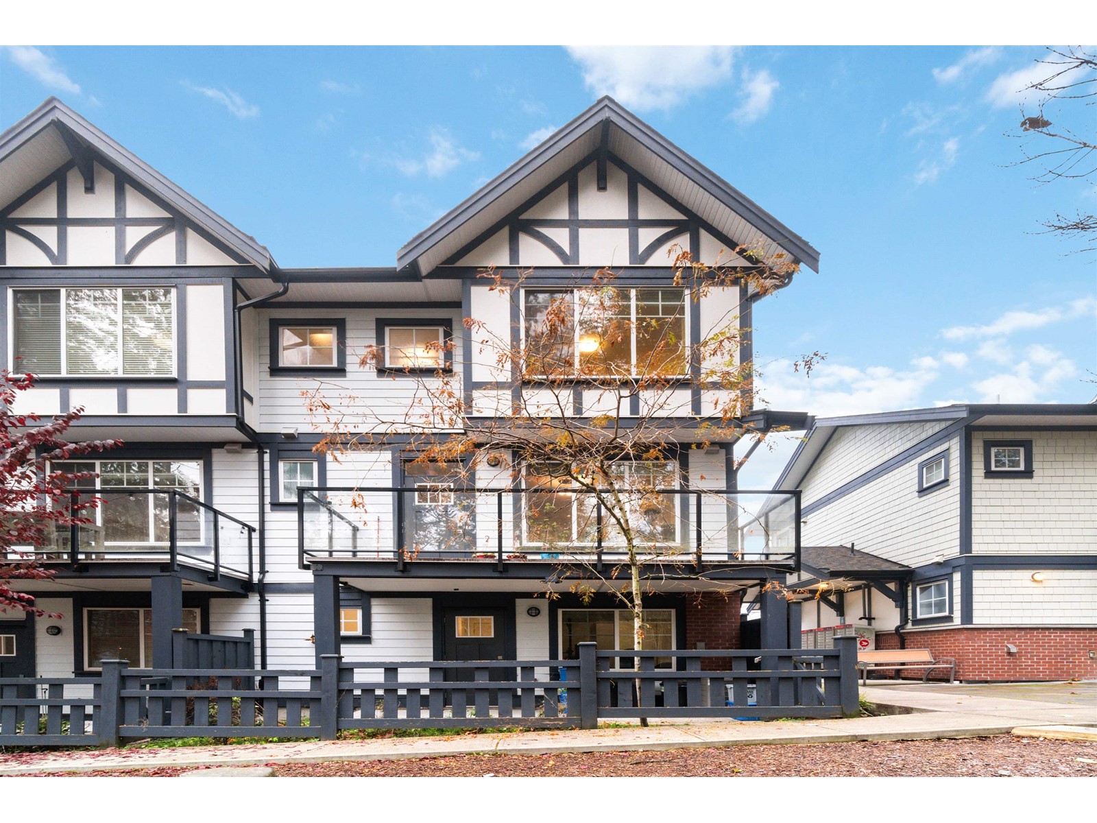 Property at 55 11188 72 AVENUE image 1