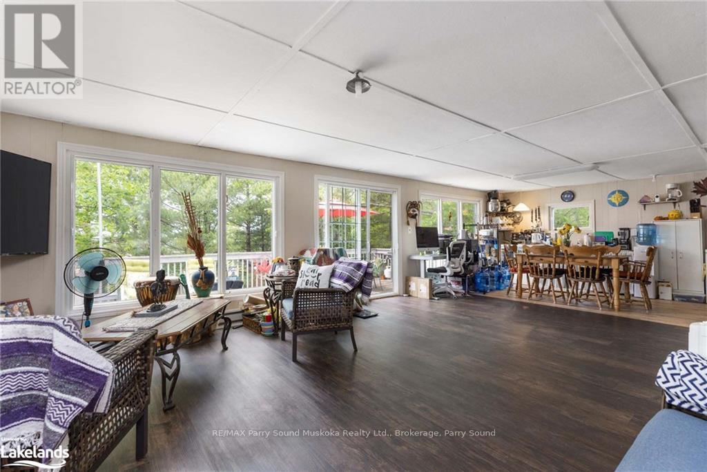 3 Forsyth's Road, Carling, Ontario  P0G 1G0 - Photo 12 - X10438067