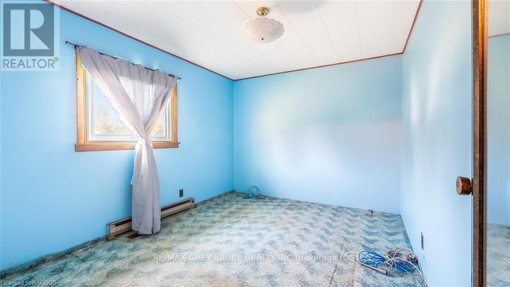 873 14th Street W, Georgian Bluffs, Ontario  N4K 6V5 - Photo 16 - X11879932