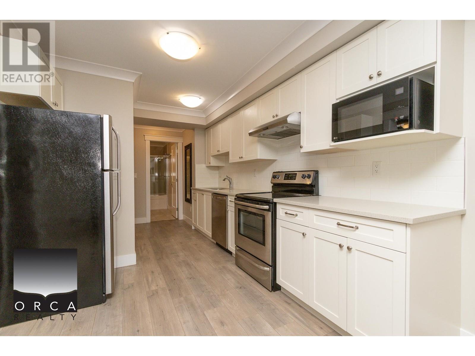 940 Sutherland Avenue, North Vancouver, British Columbia  V7L 4A5 - Photo 4 - R2949347