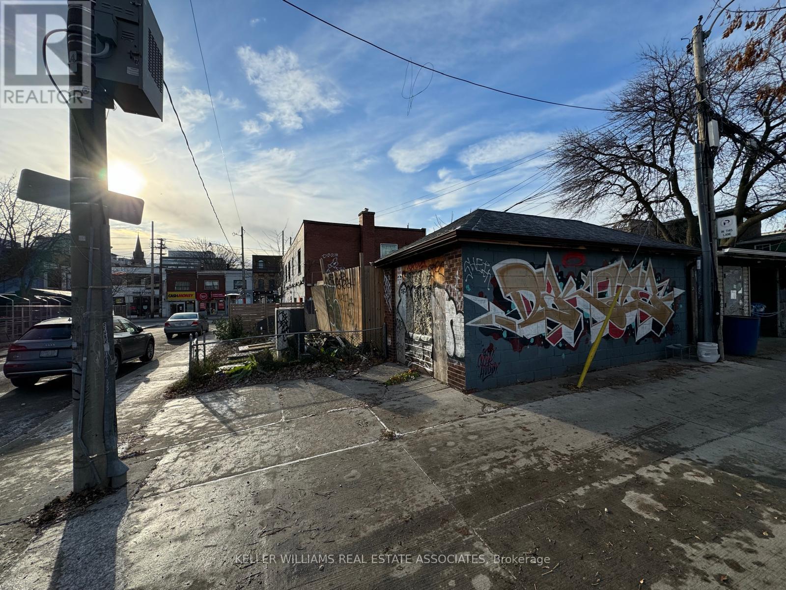 (Rear) - 6 Markham Street, Toronto, Ontario  M6J 1E4 - Photo 5 - C11885285