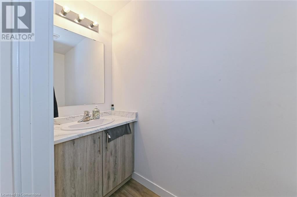 32 Pony Way, Kitchener, Ontario  N2R 0R8 - Photo 16 - 40683860