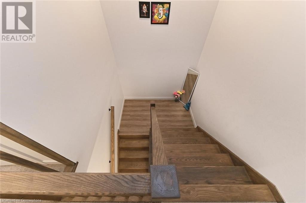 32 Pony Way, Kitchener, Ontario  N2R 0R8 - Photo 27 - 40683860