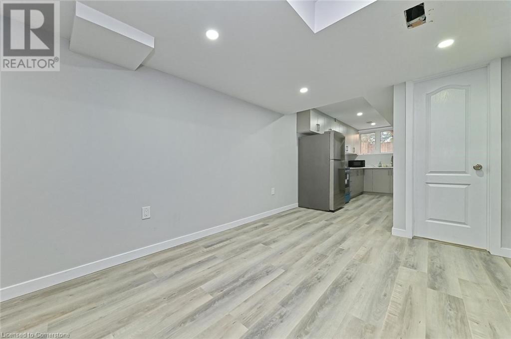 32 Pony Way, Kitchener, Ontario  N2R 0R8 - Photo 30 - 40683860