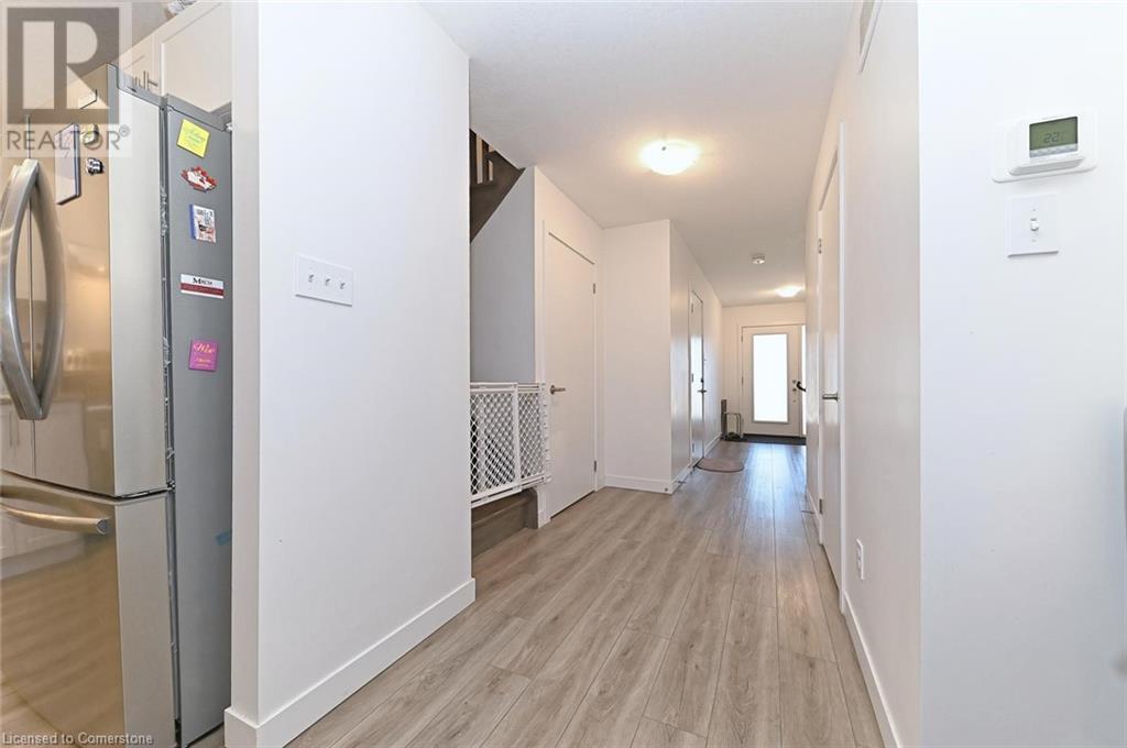 32 Pony Way, Kitchener, Ontario  N2R 0R8 - Photo 5 - 40683860