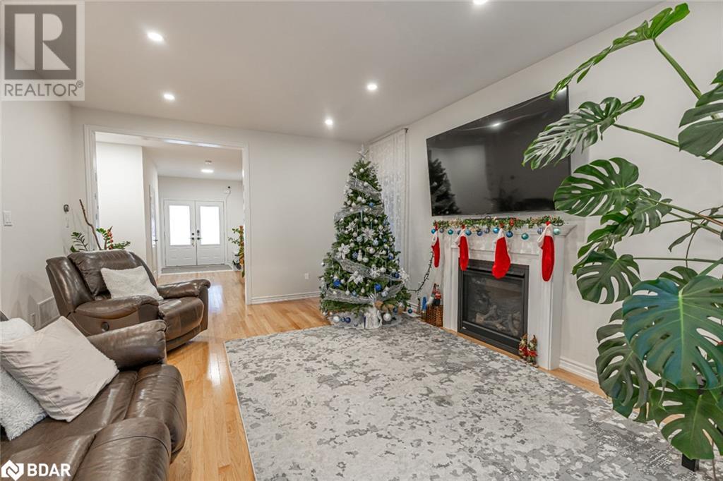 3 Cypress Point Street, Barrie, Ontario  L4N 6J9 - Photo 6 - 40682864