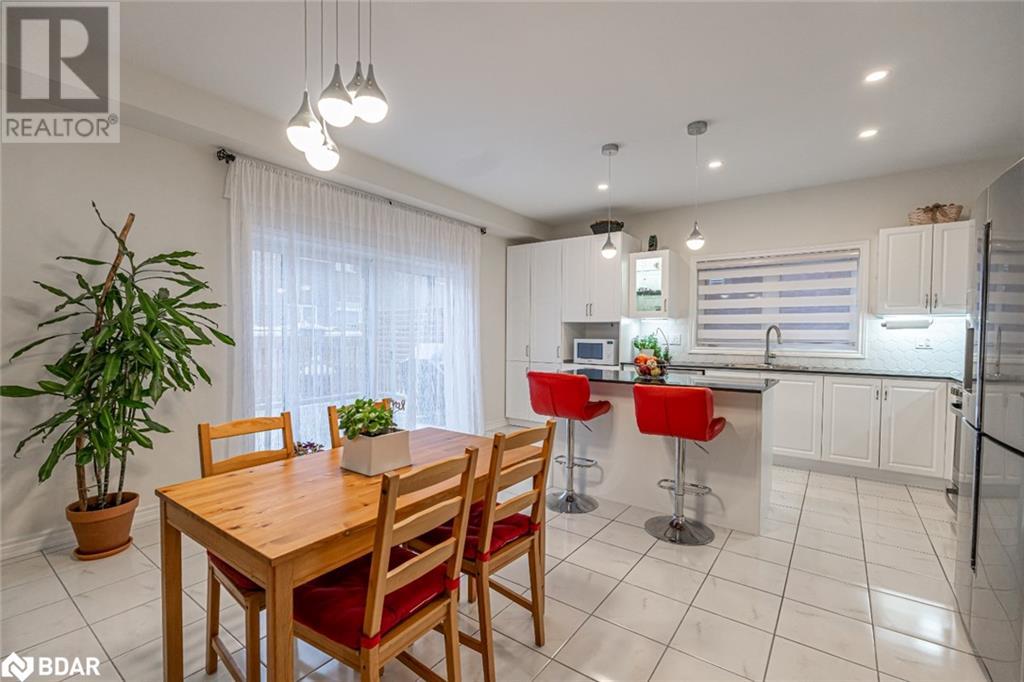 3 Cypress Point Street, Barrie, Ontario  L4N 6J9 - Photo 4 - 40682864
