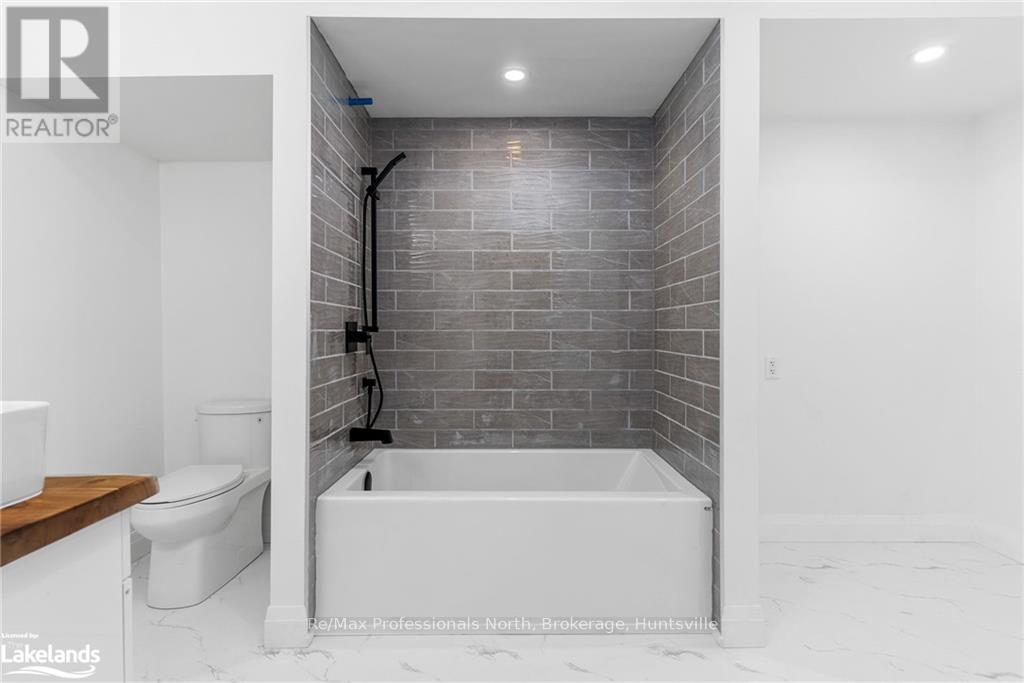 67 Jack Street, Huntsville, Ontario  P1H 0G4 - Photo 32 - X10436876