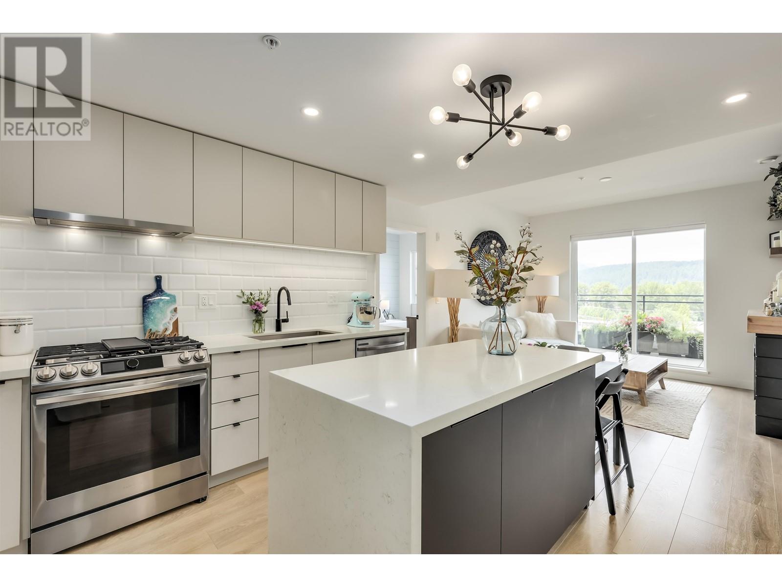 602 3018 St George Street, Port Moody, British Columbia  V3H 0L4 - Photo 10 - R2923658