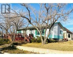 412 Main Street, Oyen, Ca