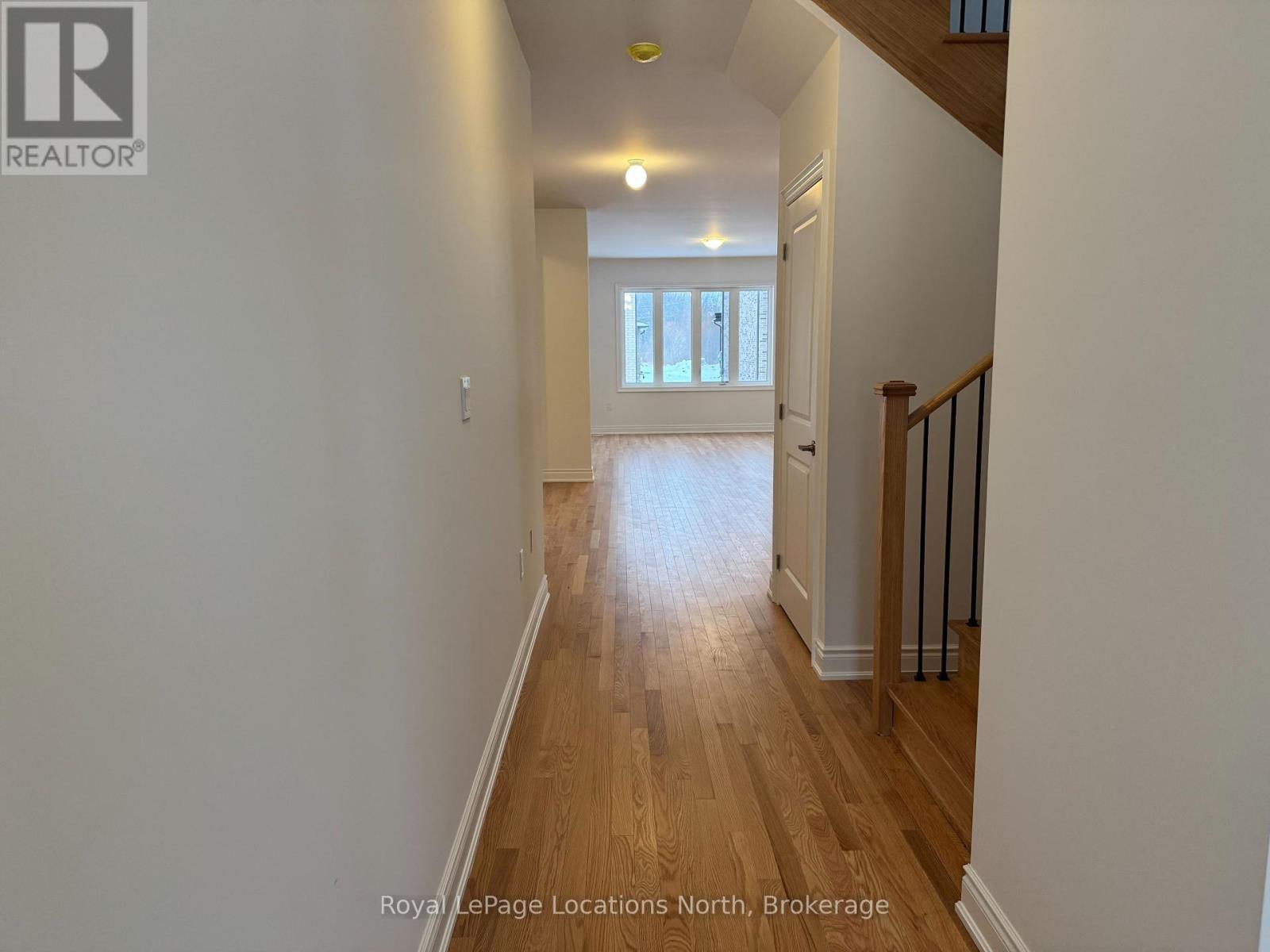 7 Amber Drive, Wasaga Beach, Ontario  L9Z 0R9 - Photo 2 - S11885536