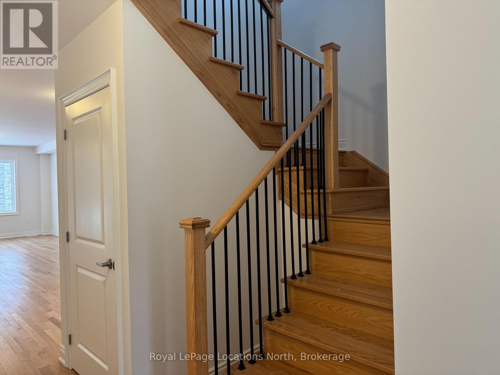 7 Amber Drive, Wasaga Beach, Ontario  L9Z 0R9 - Photo 3 - S11885536