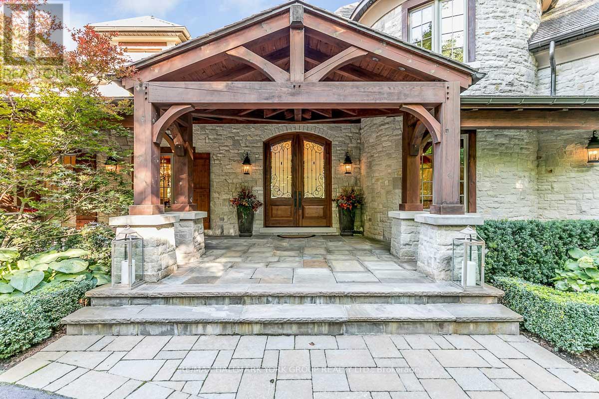16 Hunters Glen Road, Aurora (Aurora Estates), Ontario  L4G 6W4 - Photo 4 - N11885531