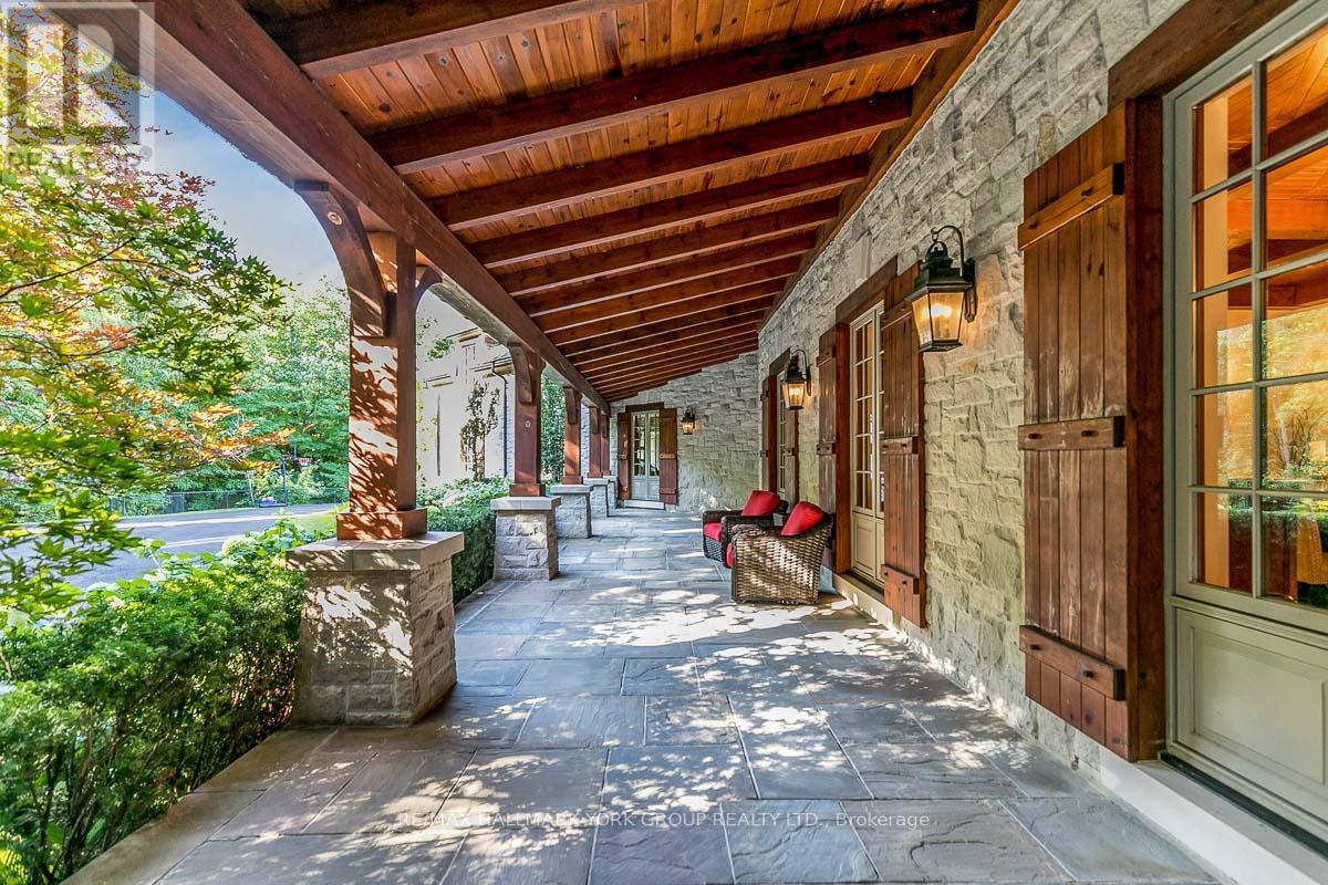 16 Hunters Glen Road, Aurora (Aurora Estates), Ontario  L4G 6W4 - Photo 5 - N11885531