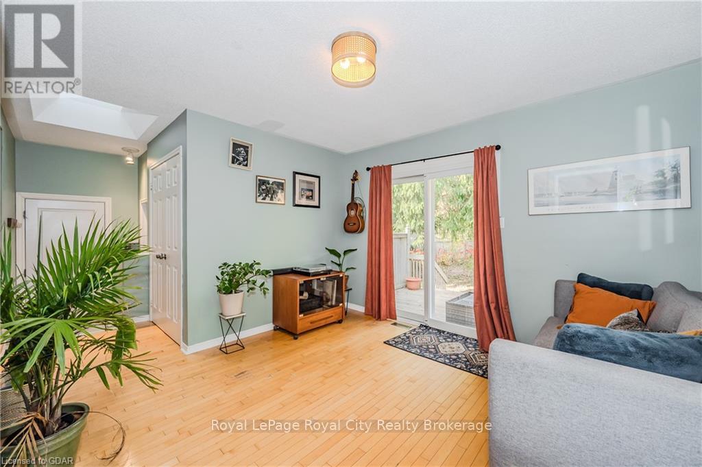 39 Raglan Street, Guelph (Central West), Ontario  N1H 2S4 - Photo 18 - X11879875