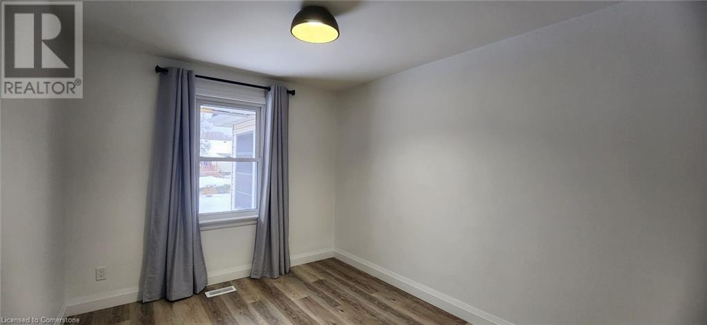 90 Wedgewood Drive Unit# Main, Kitchener, Ontario  N2B 1E7 - Photo 11 - 40684017