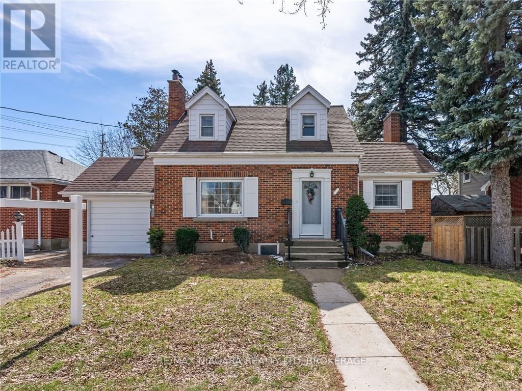Property at 327 DARLING STREET image 4
