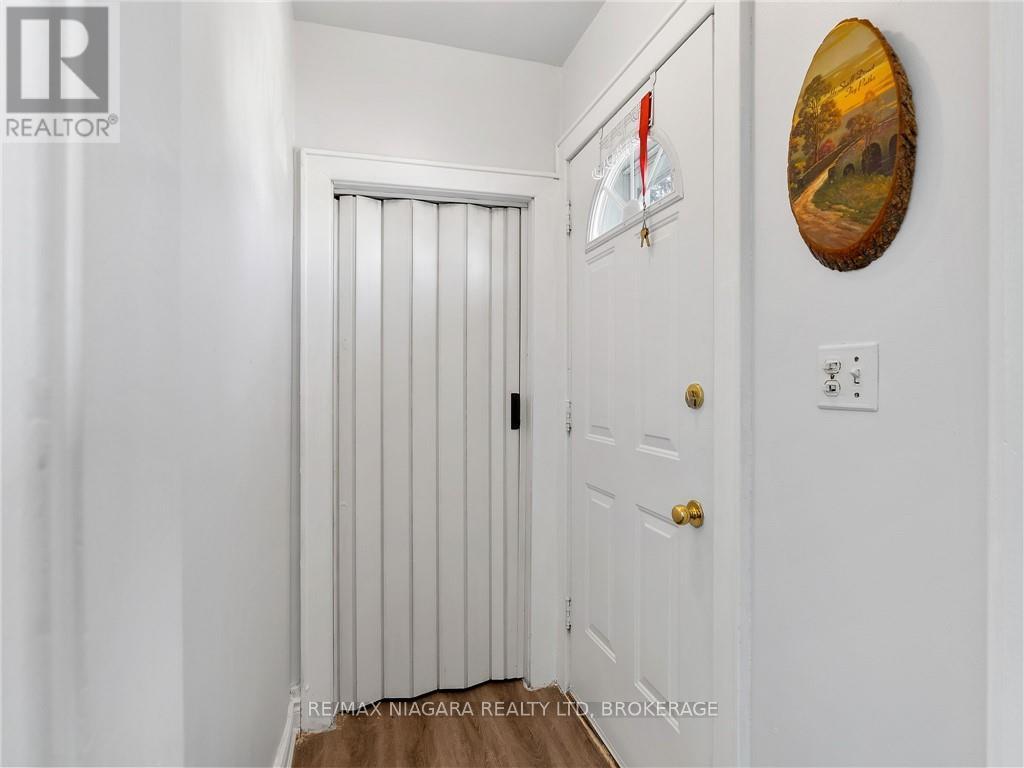 327 Darling Street, Brantford, Ontario  N3S 3Y1 - Photo 6 - X9258199