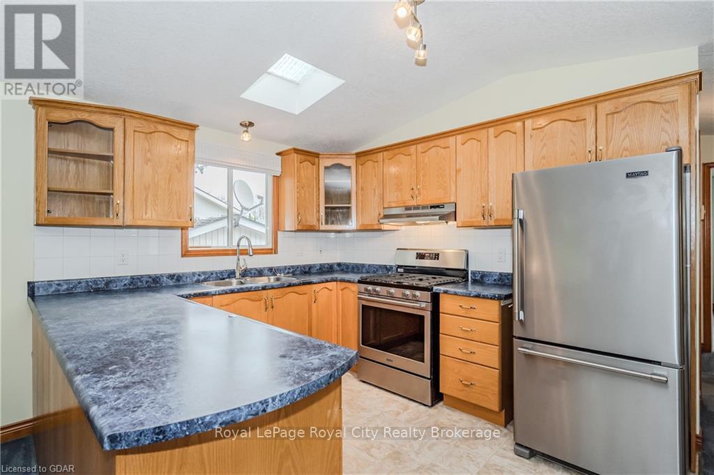 2 Spruce Avenue, Puslinch, Ontario  N1H 6H9 - Photo 15 - X11879796