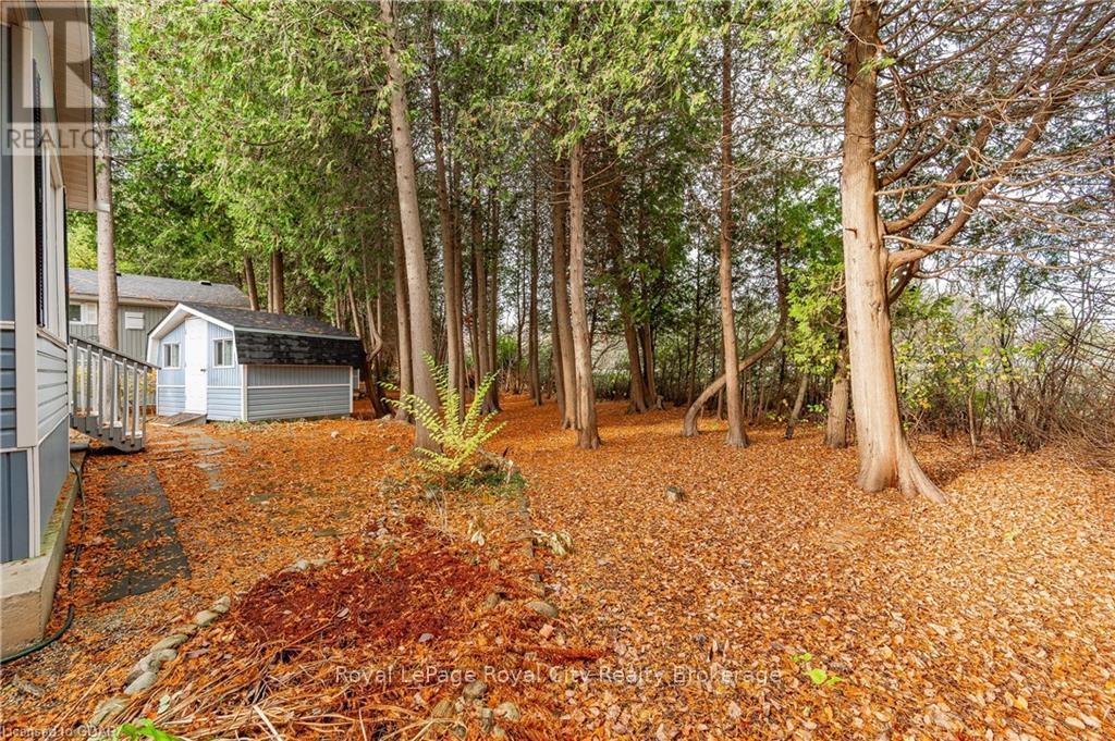 2 Spruce Avenue, Puslinch, Ontario  N1H 6H9 - Photo 24 - X11879796