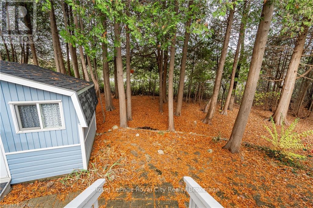 2 Spruce Avenue, Puslinch, Ontario  N1H 6H9 - Photo 29 - X11879796