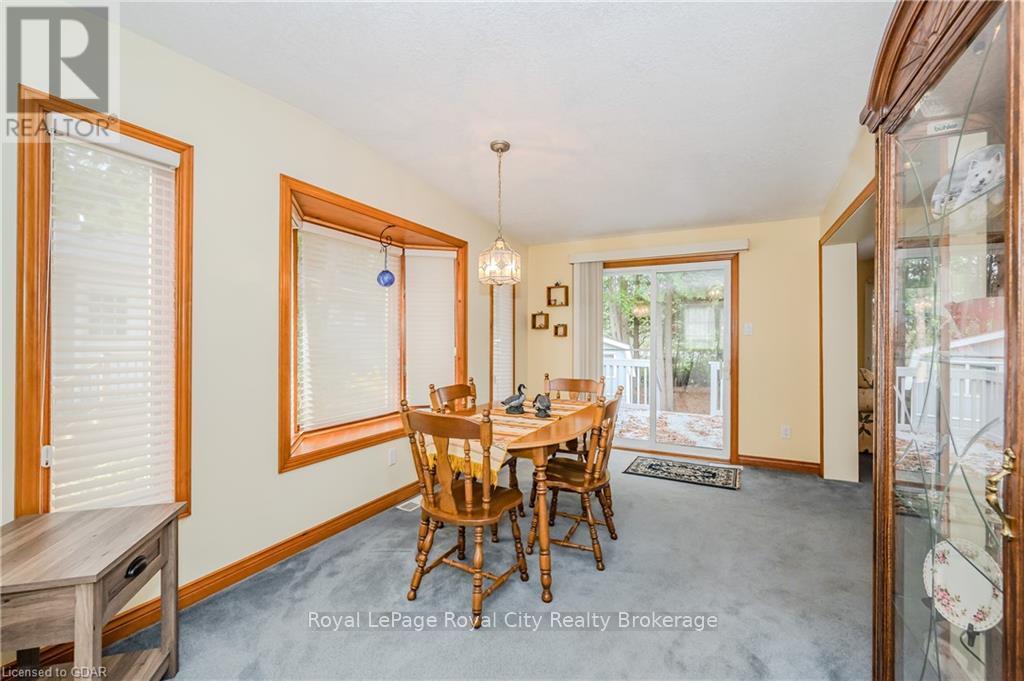 2 Spruce Avenue, Puslinch, Ontario  N1H 6H9 - Photo 7 - X11879796