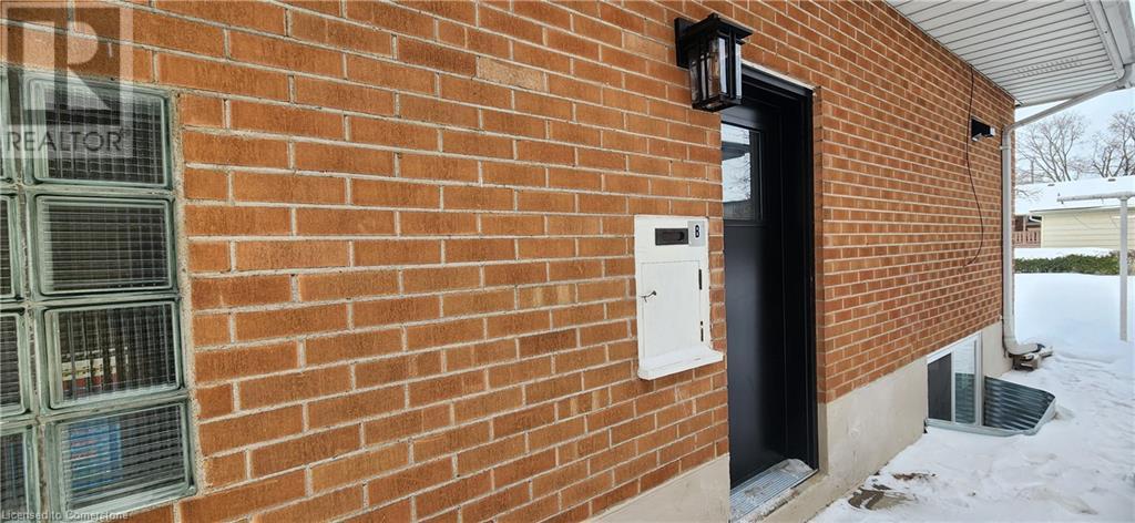 90 Wedgewood Drive Unit# LowerKitchener, Ontario  N2B 1E7 - Photo 2 - 40674914