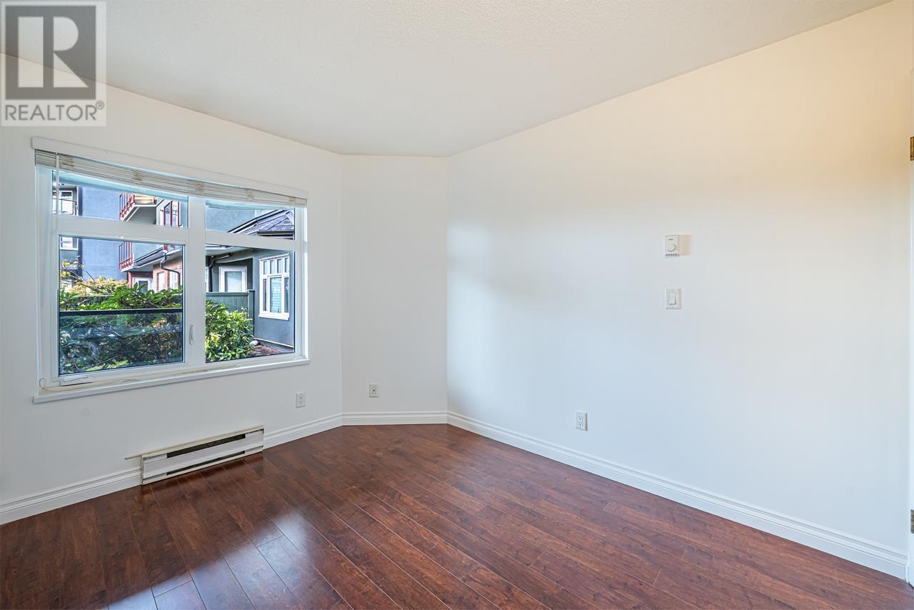 325 121 W 29th Street, North Vancouver, British Columbia  V7N 4L6 - Photo 11 - R2949200