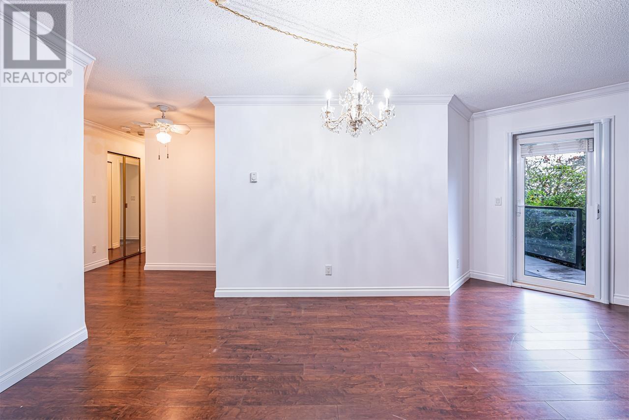 325 121 W 29th Street, North Vancouver, British Columbia V7N 4L6 - Photo 10 - R2949200