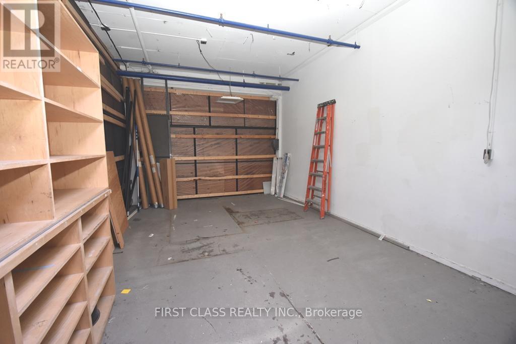 2 - 3 Carlaw Avenue, Toronto, Ontario  M4M 2R6 - Photo 5 - E9368332