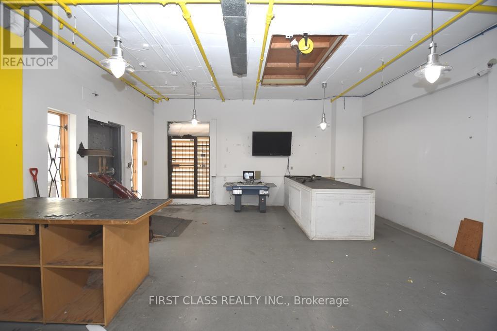 2 - 3 Carlaw Avenue, Toronto, Ontario  M4M 2R6 - Photo 7 - E9368332