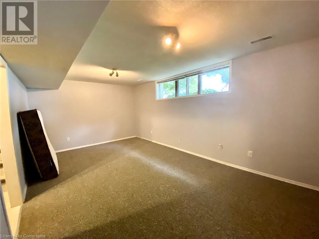 531 Brookhaven Crescent Unit# A, Waterloo, Ontario  N2L 4R6 - Photo 31 - 40682524
