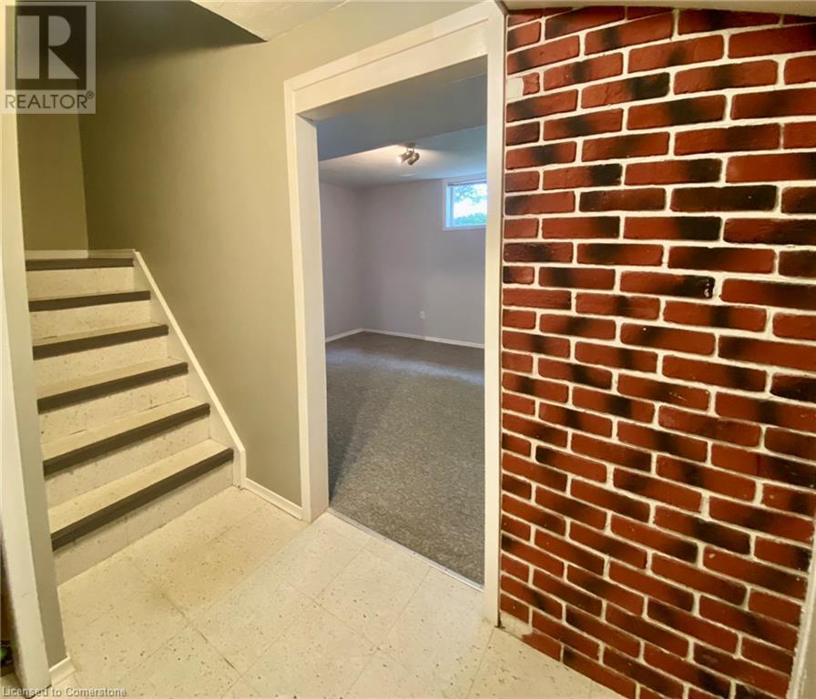 531 Brookhaven Crescent Unit# A, Waterloo, Ontario  N2L 4R6 - Photo 29 - 40682524