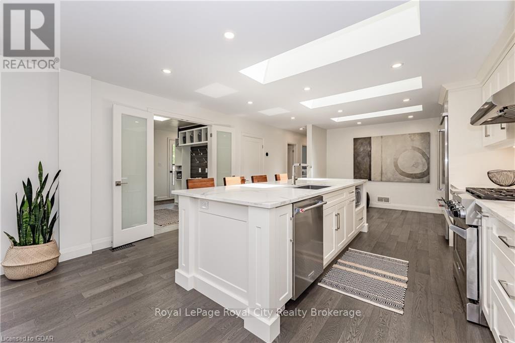 11 Farnham Road, Puslinch, Ontario  N0B 2J0 - Photo 11 - X10876235