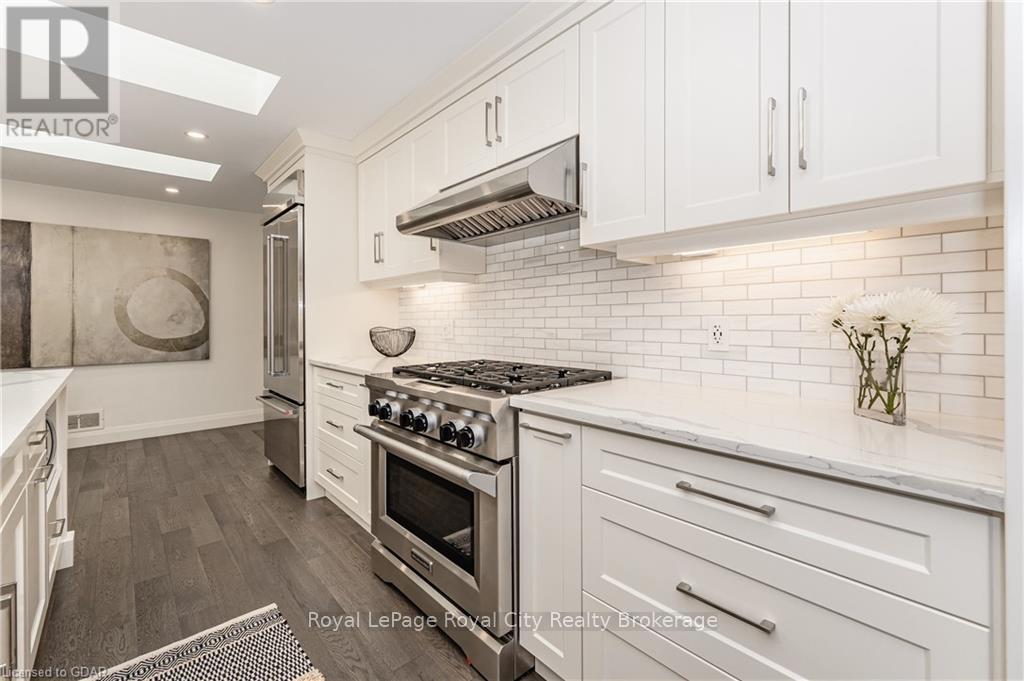 11 Farnham Road, Puslinch, Ontario  N0B 2J0 - Photo 9 - X10876235