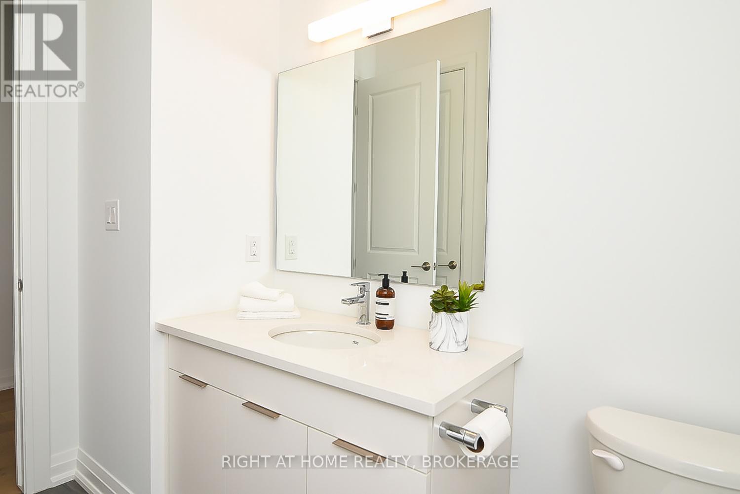 7 - 3318 Weinbrenner Road, Niagara Falls (Chippawa), Ontario  L2G 3S2 - Photo 11 - X11880514