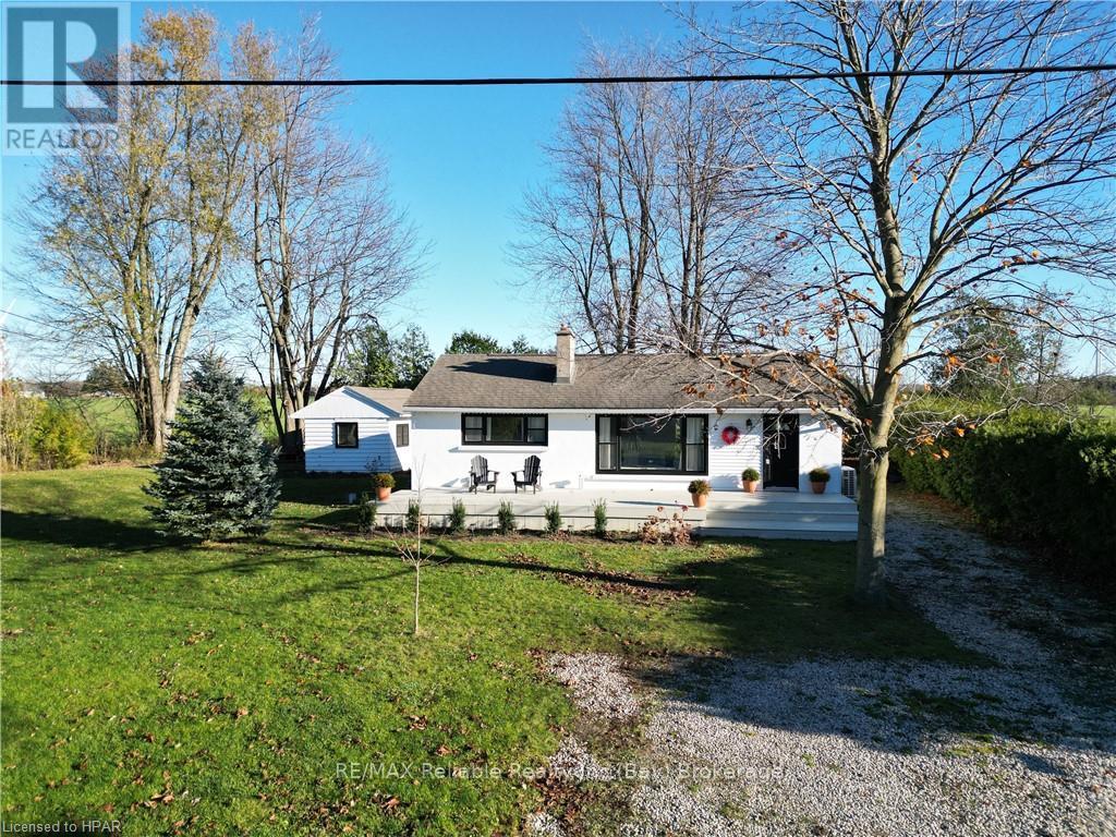 71658 Old Cedar Bank Lane, Bluewater, Ontario  N0M 1N0 - Photo 2 - X11880247