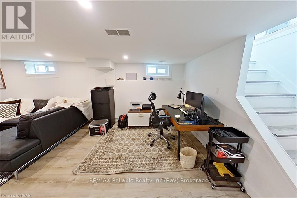 71658 Old Cedar Bank Lane, Bluewater, Ontario  N0M 1N0 - Photo 25 - X11880247