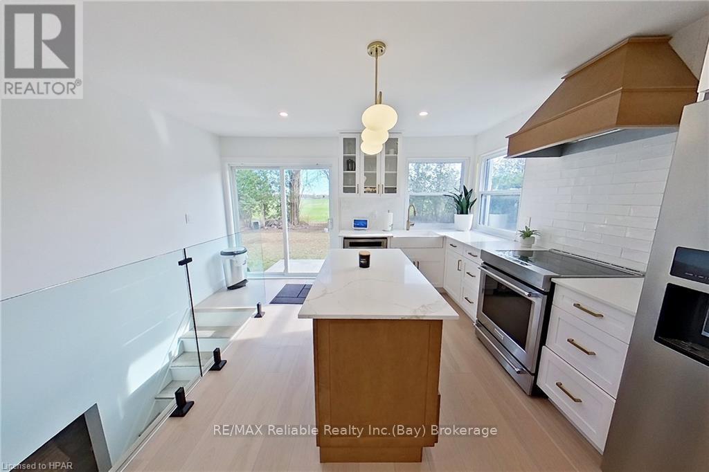 71658 Old Cedar Bank Lane, Bluewater, Ontario  N0M 1N0 - Photo 9 - X11880247