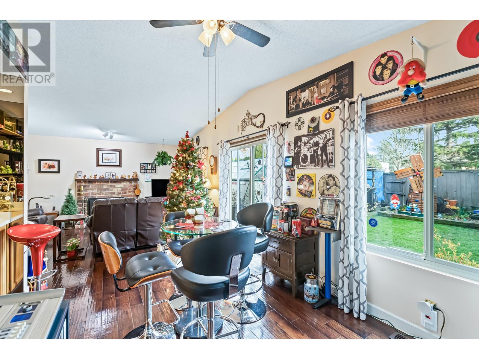 Listing Picture 13 of 40 : 10200 PUGWASH PLACE, Richmond / 烈治文 - 魯藝地產 Yvonne Lu Group - MLS Medallion Club Member