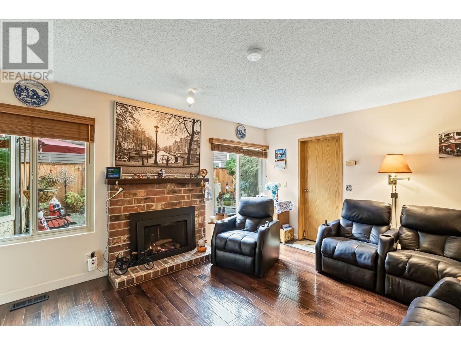 Listing Picture 16 of 40 : 10200 PUGWASH PLACE, Richmond / 烈治文 - 魯藝地產 Yvonne Lu Group - MLS Medallion Club Member