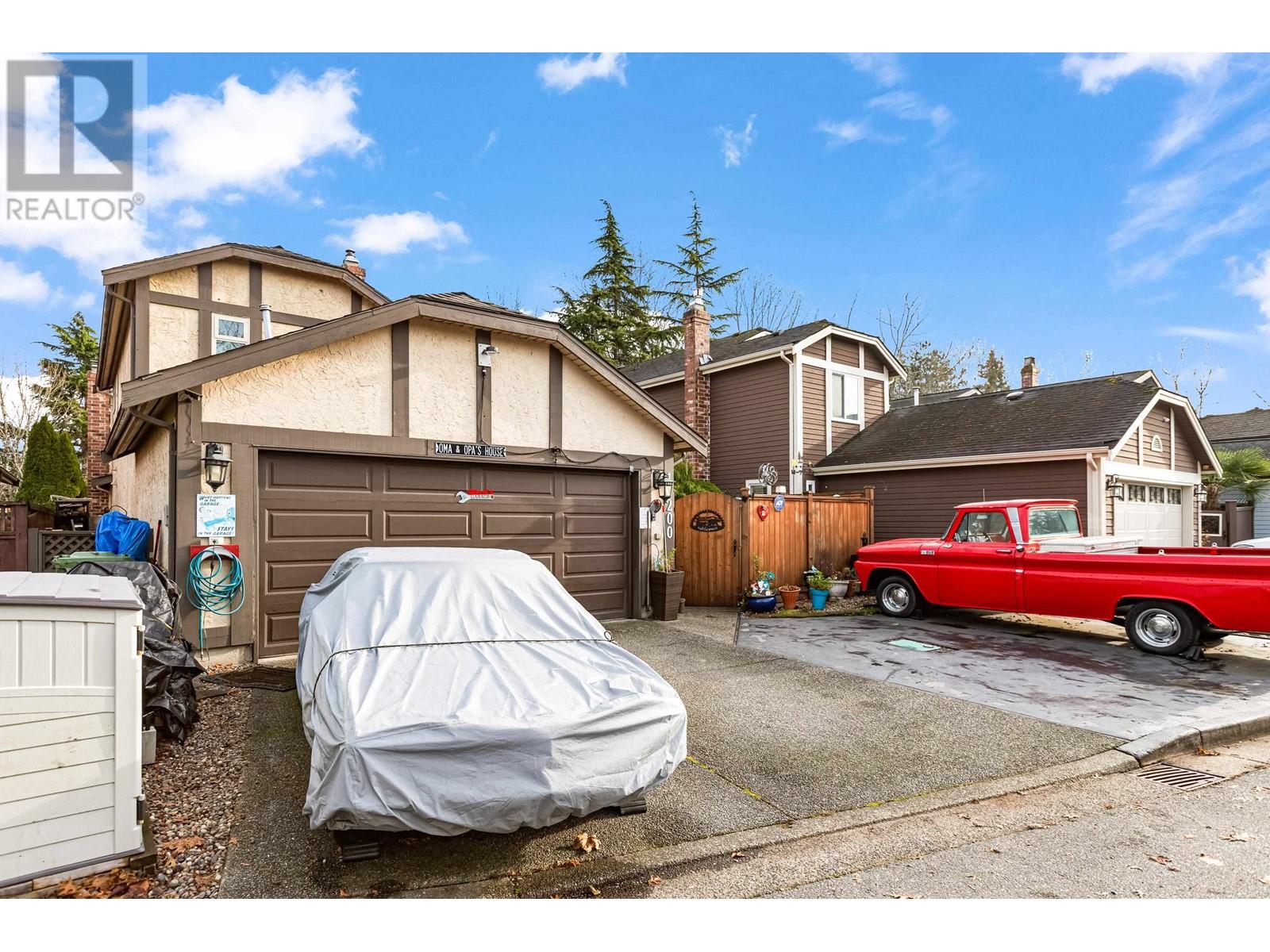 Listing Picture 4 of 40 : 10200 PUGWASH PLACE, Richmond / 烈治文 - 魯藝地產 Yvonne Lu Group - MLS Medallion Club Member