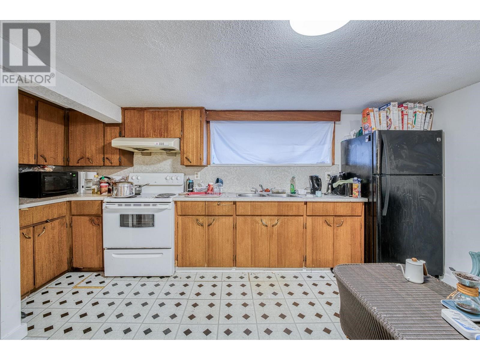 Listing Picture 28 of 33 : 620 SLOCAN STREET, Vancouver / 溫哥華 - 魯藝地產 Yvonne Lu Group - MLS Medallion Club Member